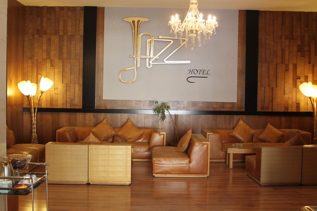 Le Jazz Hotel Koeweit Buitenkant foto